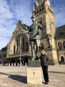 La statue du Gal de Gaulle et son sculpteur - Metz - mars 2021