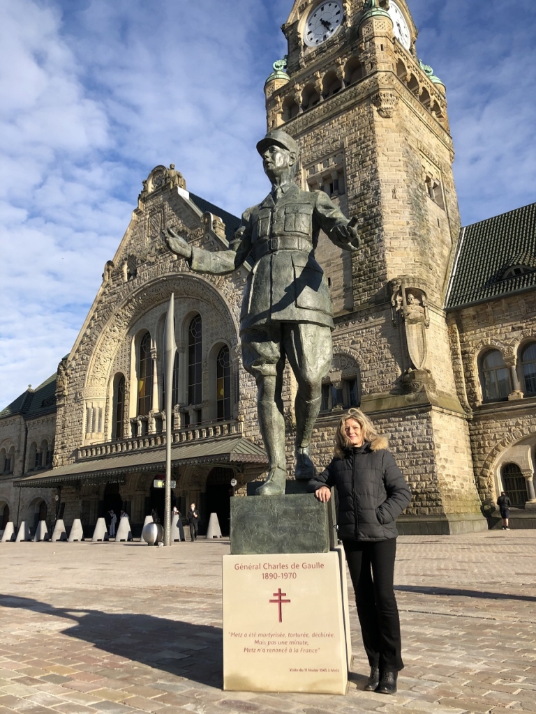 La statue du Gal de Gaulle et son sculpteur - Metz - mars 2021